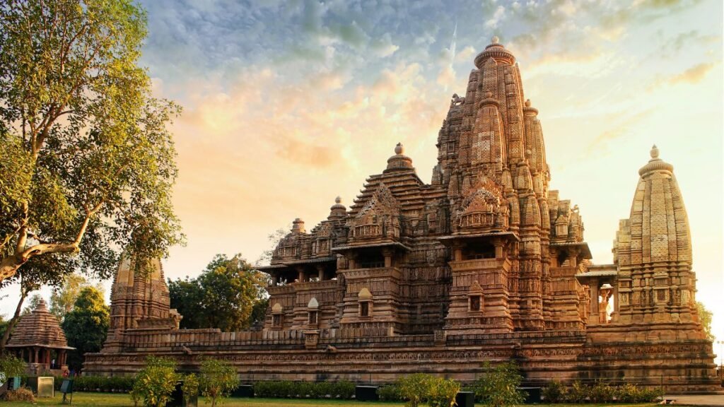 India’s Best Attractions, Top Destinations, Must-Try Foods, Booking Tour Packages & Stays, and Travel Tips India’s Best Attractions, Top Destinations, Must-Try Foods, Booking Tour Packages & Stays, and Travel Tips